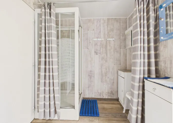 250m De La Plage, Maison Pour 4 Adultes 3 Enfants Hébergement de vacances